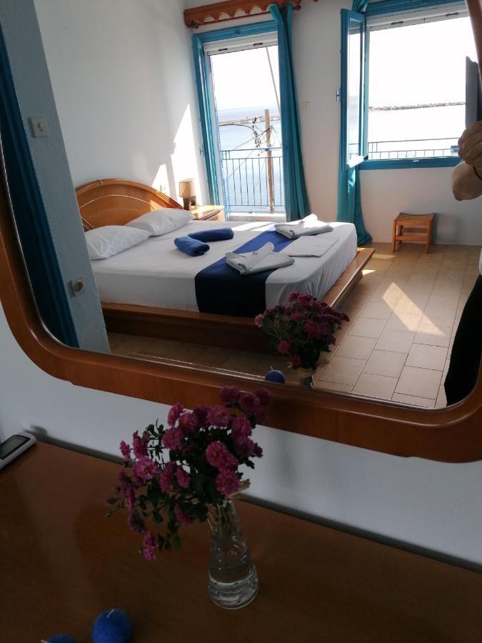 Villa Evmenia Panoramic View & Sea Front Apartments Skopelos Exterior foto