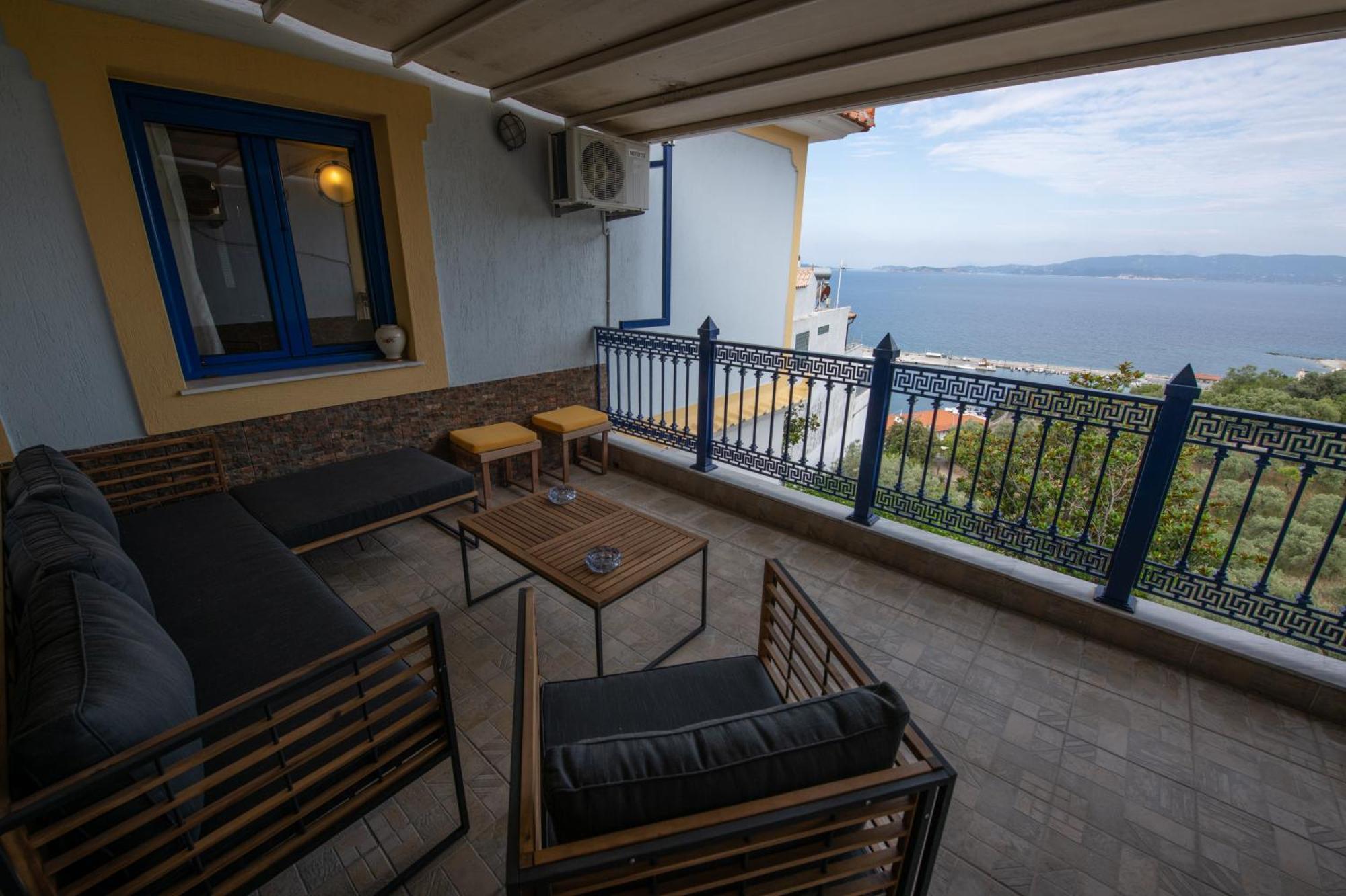 Villa Evmenia Panoramic View & Sea Front Apartments Skopelos Exterior foto
